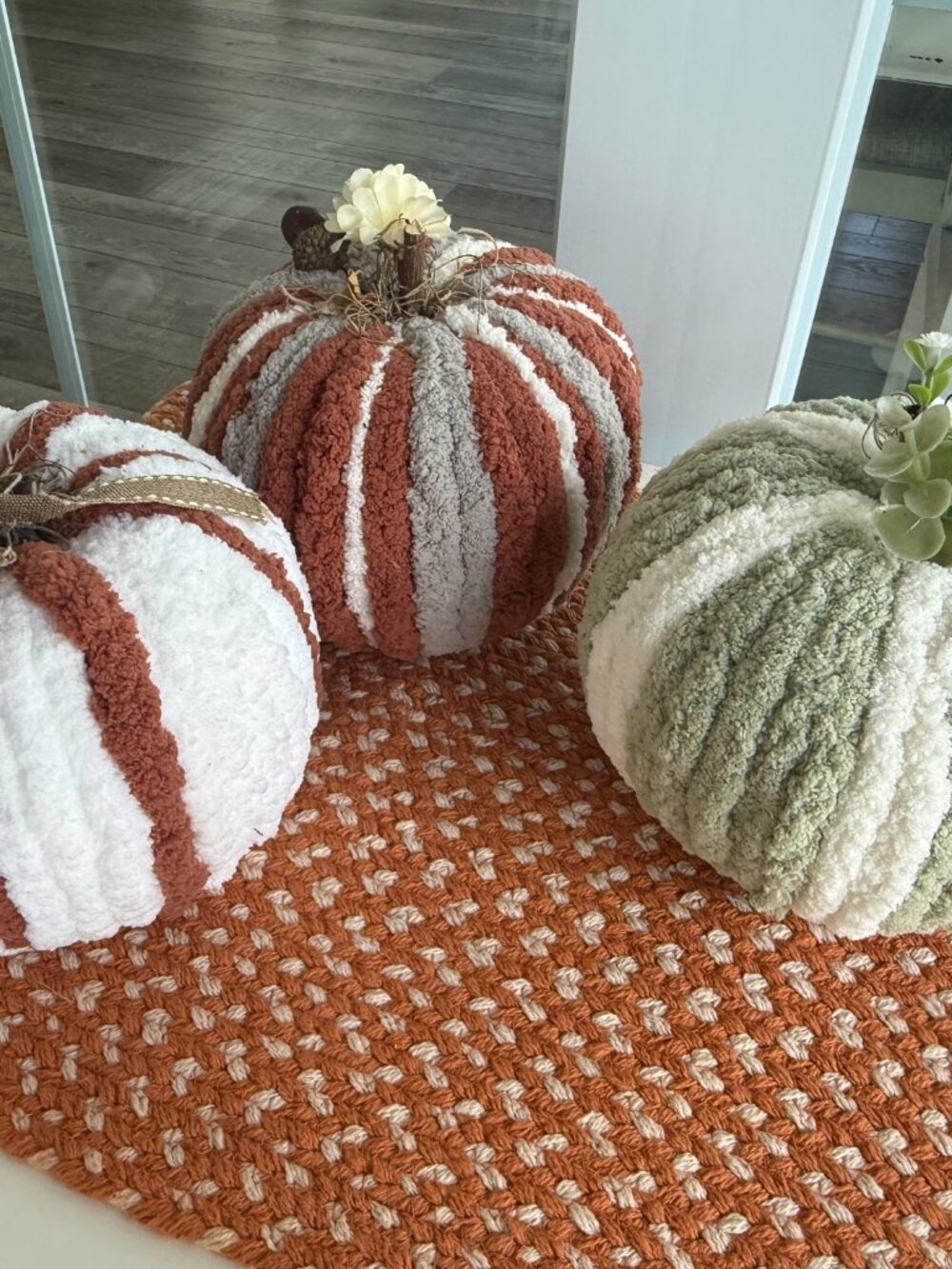 Chunky Pumpkins! (Handmade) - Picture 2 of 5